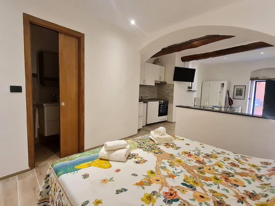 Le Prie Rooms Genua Exteriör bild