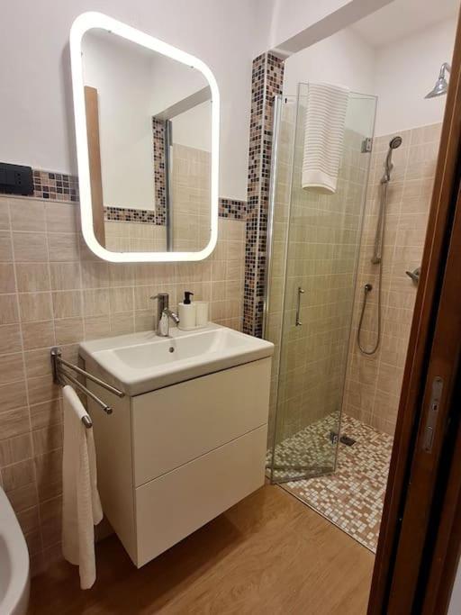 Le Prie Rooms Genua Exteriör bild